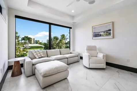 13480 Us Highway 1 Juno Beach FL 33408