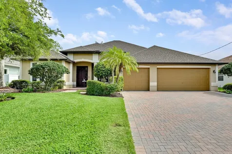 5857 NW Leghorn Avenue Port St Lucie FL 34986