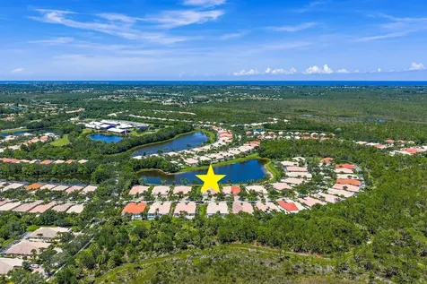 9083 SE Hawks Nest Court Hobe Sound FL 33455