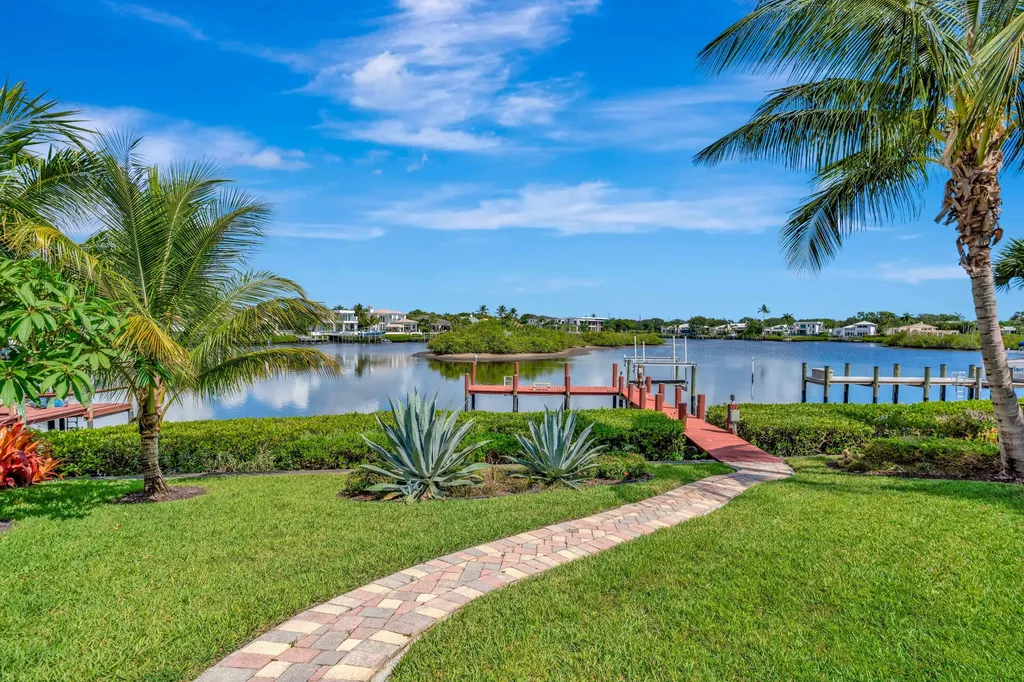 102 Victory Drive Jupiter FL 33477