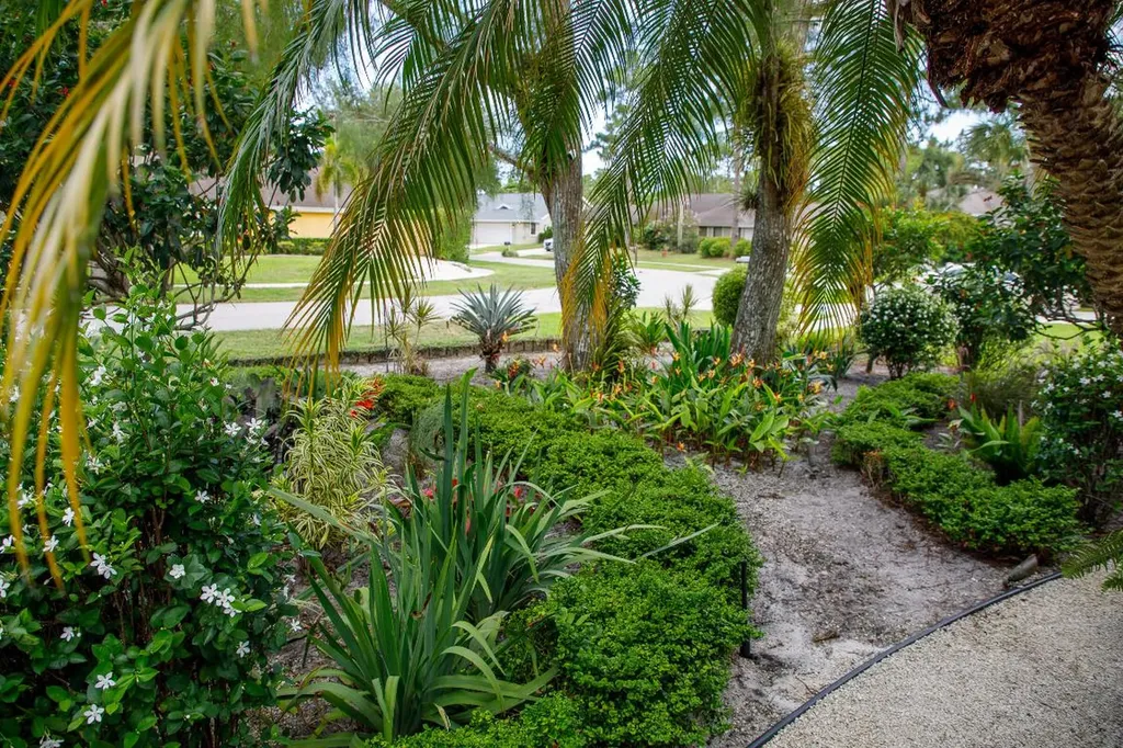 900 Cosmos Court Wellington FL 33414
