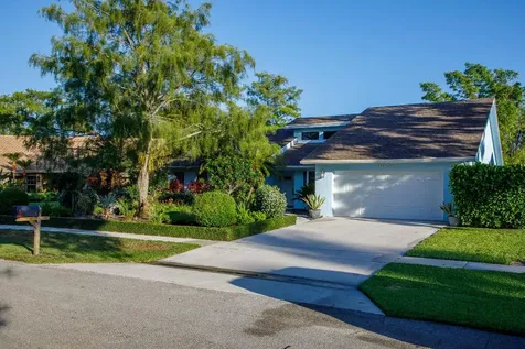 900 Cosmos Court Wellington FL 33414
