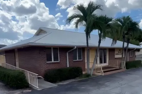 124 SW 1st Street Belle Glade FL 33430