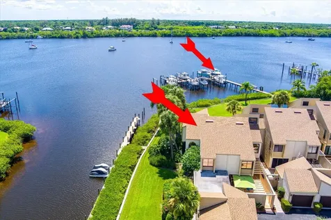 1102 SE Mitchell Avenue Port St Lucie FL 34952