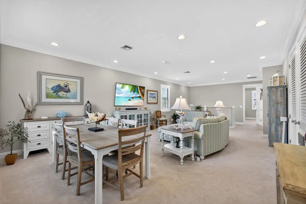 5041 Grandiflora Road Palm Beach Gardens FL 33418