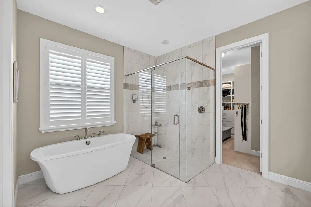 5041 Grandiflora Road Palm Beach Gardens FL 33418