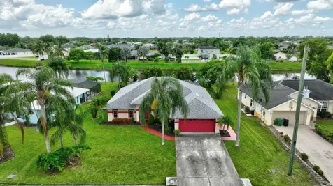 126 SW Andover Court Port St Lucie FL 34953