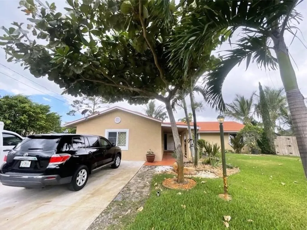 4447 Melvin Road Lake Worth FL 33461