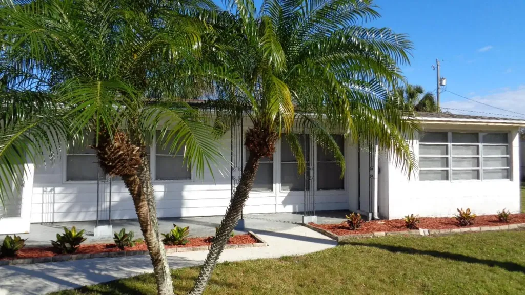 1550 5th Court Vero Beach FL 32960