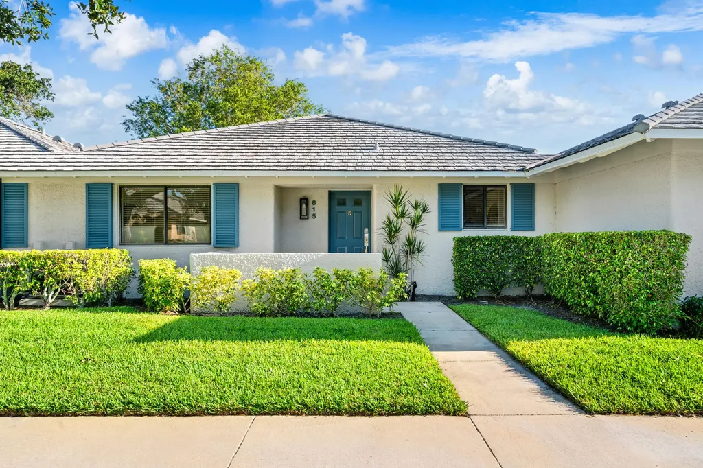 615 Club Drive Palm Beach Gardens FL 33418