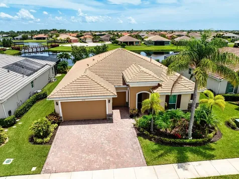 10108 SW Cypress Wood Court Port St Lucie FL 34987