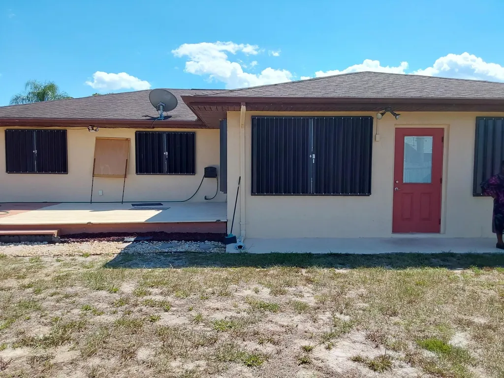 1179 SE Proctor Lane Port St Lucie FL 34953