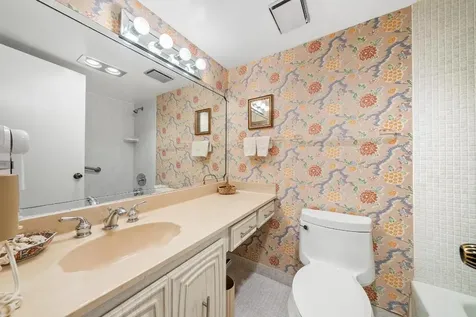 1262 N Sugar Sands Boulevard Singer Island FL 33404
