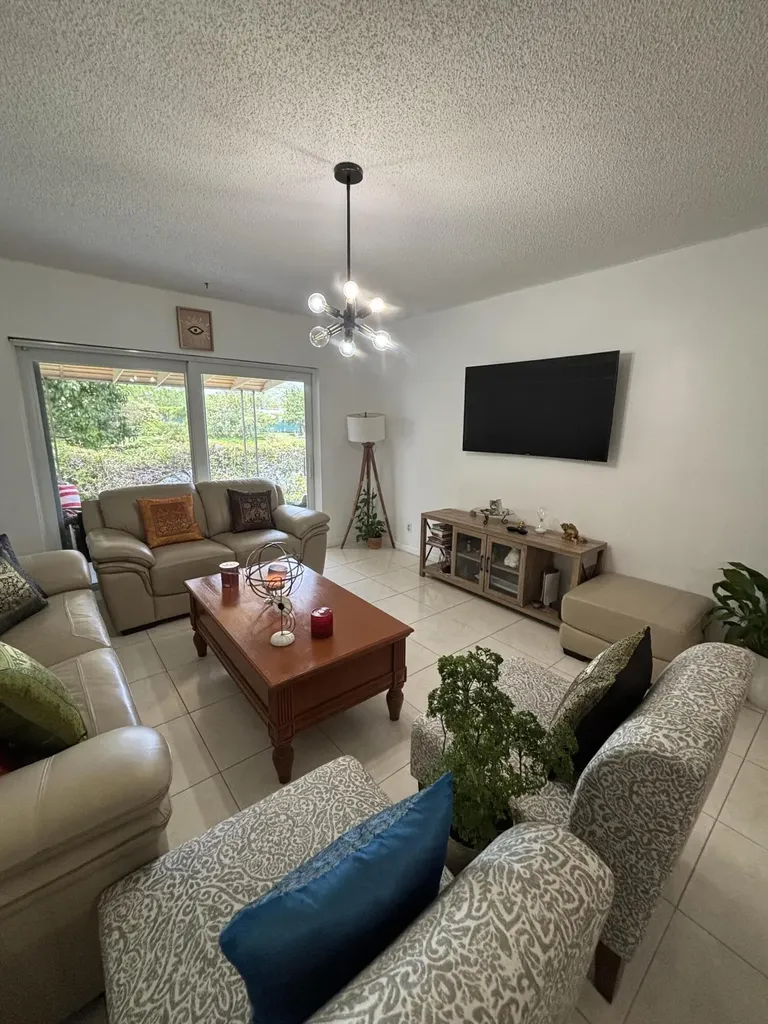 8833 Bella Vista Drive Boca Raton FL 33433