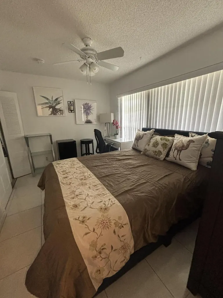8833 Bella Vista Drive Boca Raton FL 33433