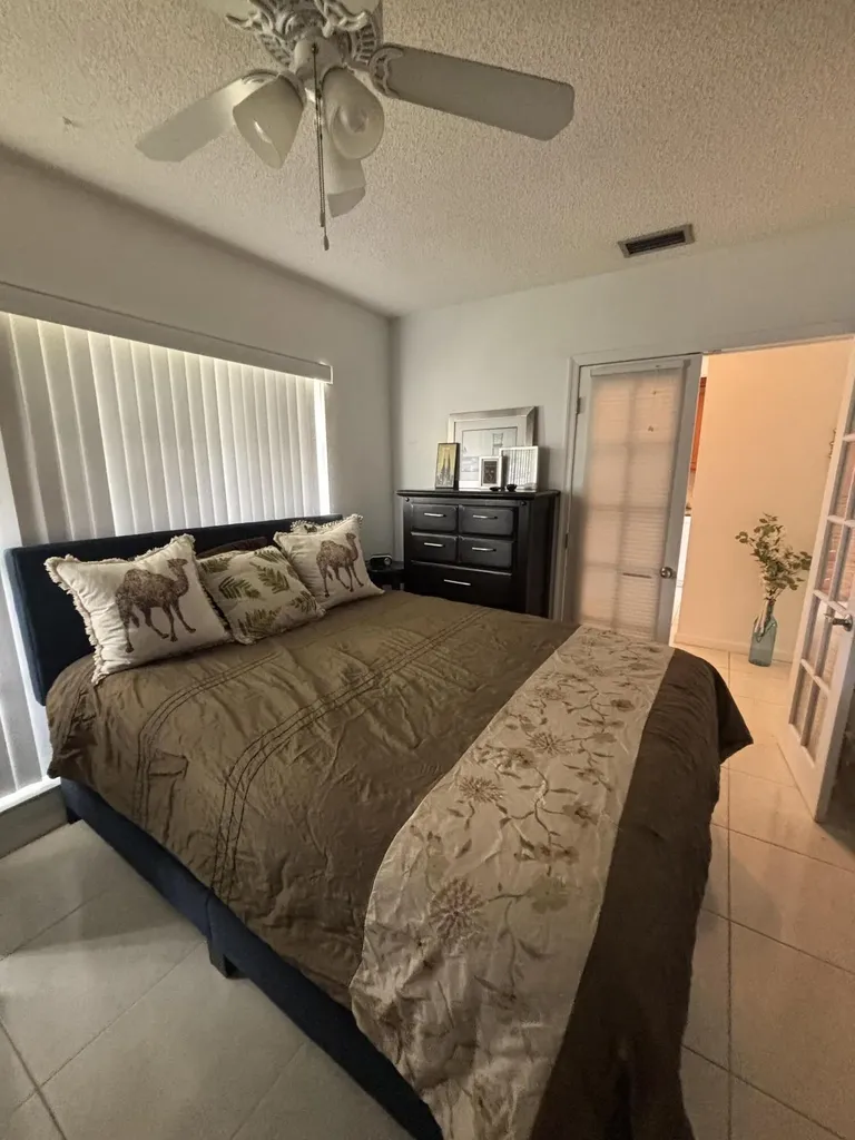 8833 Bella Vista Drive Boca Raton FL 33433