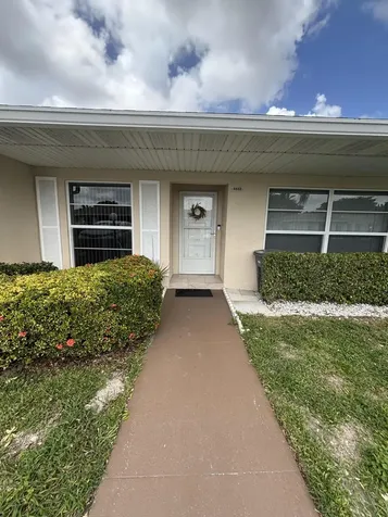 8833 Bella Vista Drive Boca Raton FL 33433