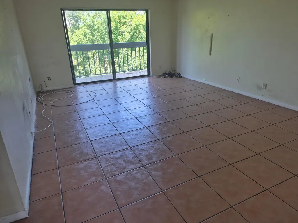 2050 N Congress Avenue West Palm Beach FL 33401