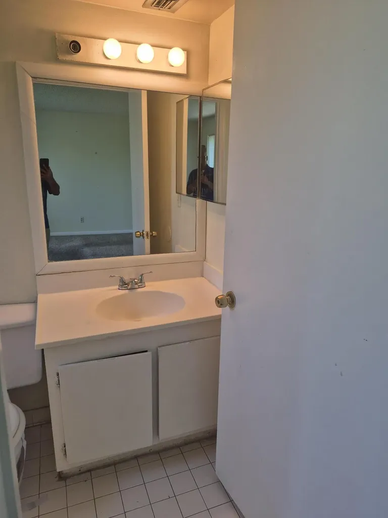 2050 N Congress Avenue West Palm Beach FL 33401