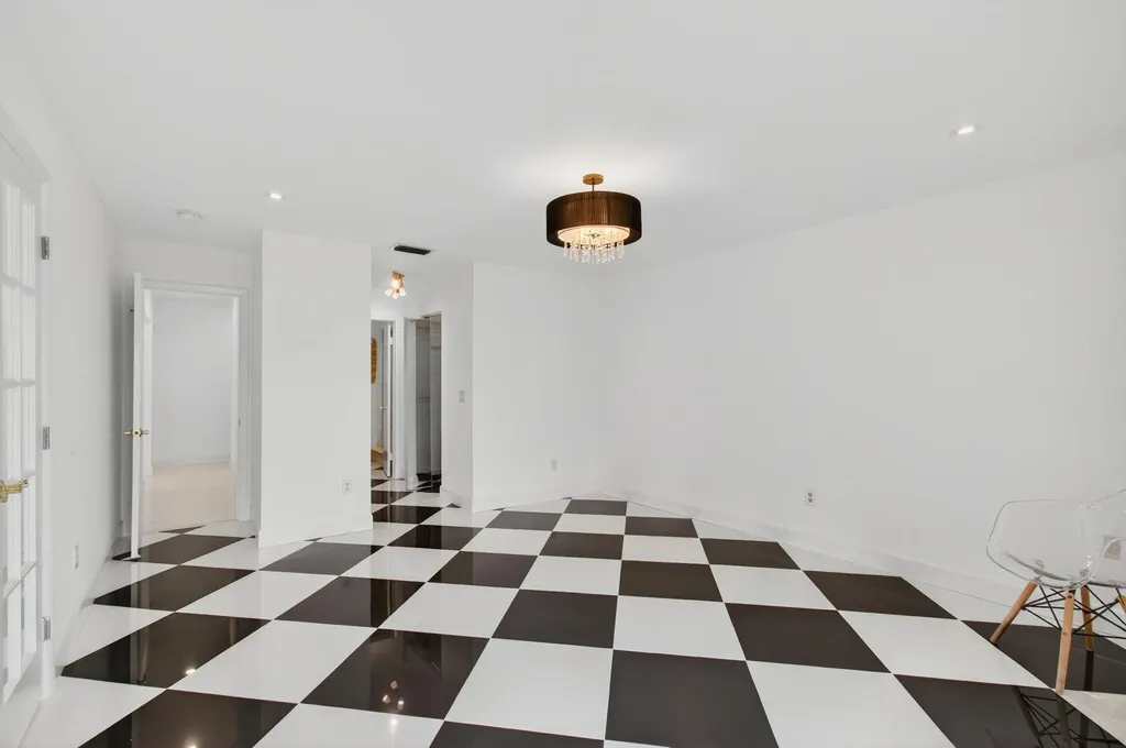 6105 Via Laguna Lane Boca Raton FL 33433