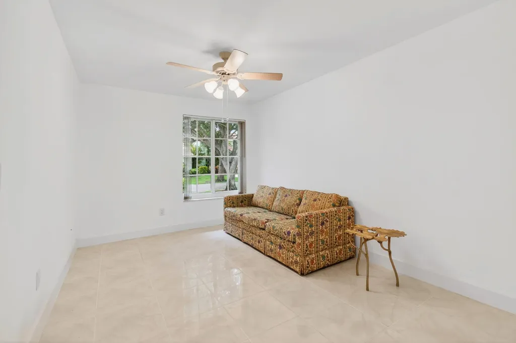 6105 Via Laguna Lane Boca Raton FL 33433