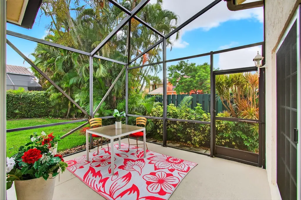 6105 Via Laguna Lane Boca Raton FL 33433