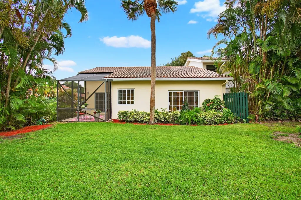 6105 Via Laguna Lane Boca Raton FL 33433