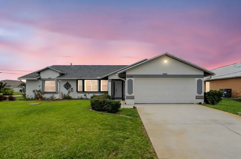 2690 SE Creston Lane Port St Lucie FL 34952