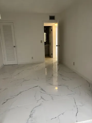 204 Salisbury I West Palm Beach FL 33417