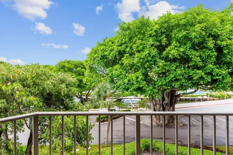 859 Jeffery Street Boca Raton FL 33487