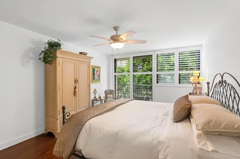 859 Jeffery Street Boca Raton FL 33487