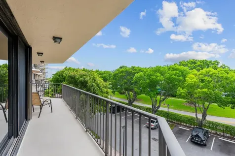 859 Jeffery Street Boca Raton FL 33487