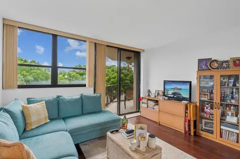 859 Jeffery Street Boca Raton FL 33487