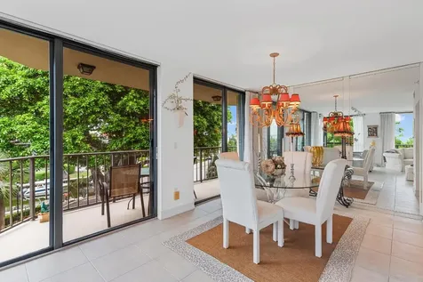 859 Jeffery Street Boca Raton FL 33487