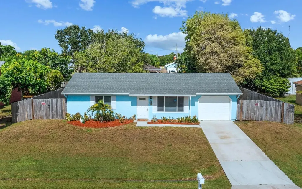 2222 SE Maize Street Port St Lucie FL 34952