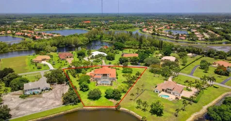 6854 W Calumet Circle Lake Worth FL 33467