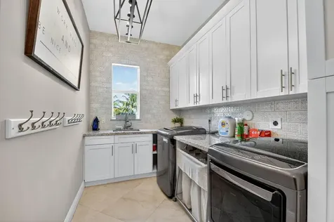 6854 W Calumet Circle Lake Worth FL 33467
