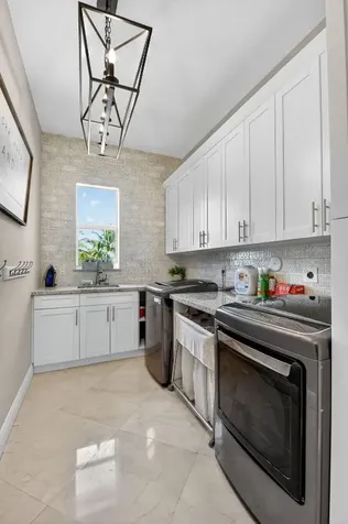 6854 W Calumet Circle Lake Worth FL 33467