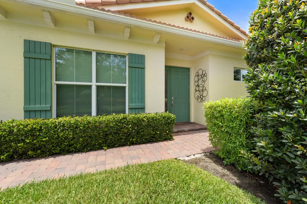 17132 SW Ambrose Way Port St Lucie FL 34987