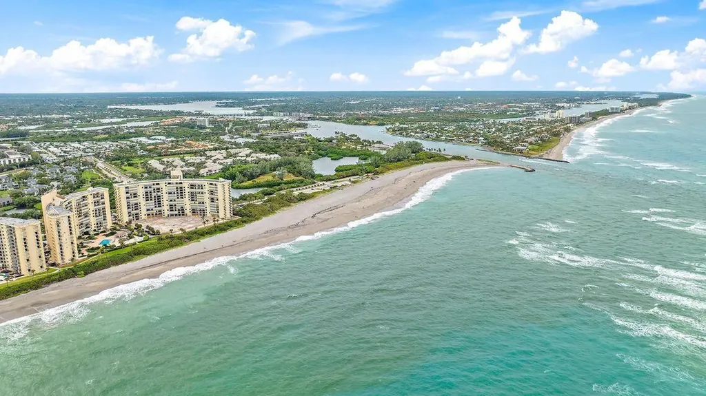 400 Ocean Trail Way Jupiter FL 33477