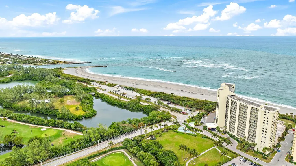 400 Ocean Trail Way Jupiter FL 33477