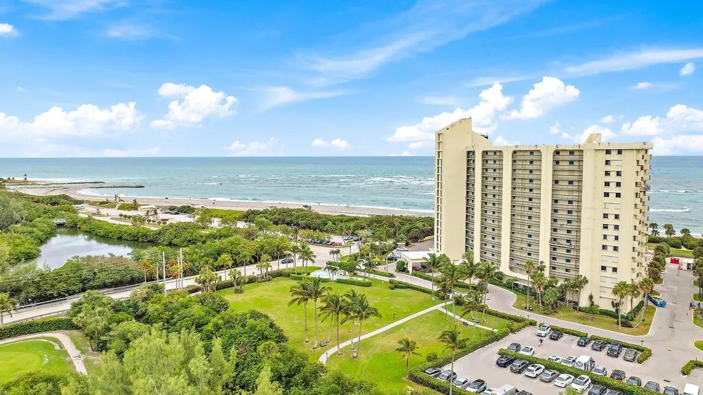 400 Ocean Trail Way Jupiter FL 33477