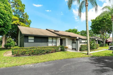 476 Lynbrook Court Royal Palm Beach FL 33411