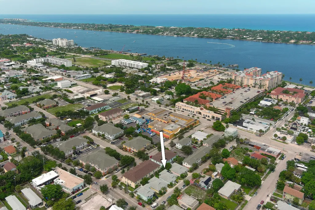 445 Lilac Court West Palm Beach FL 33407