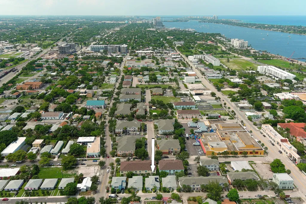 445 Lilac Court West Palm Beach FL 33407