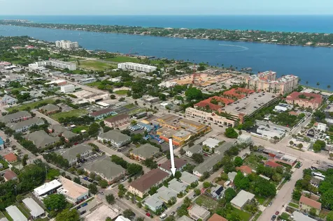 445 Lilac Court West Palm Beach FL 33407