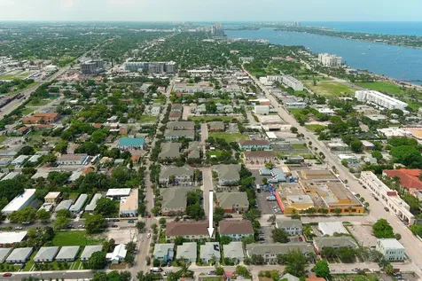 445 Lilac Court West Palm Beach FL 33407