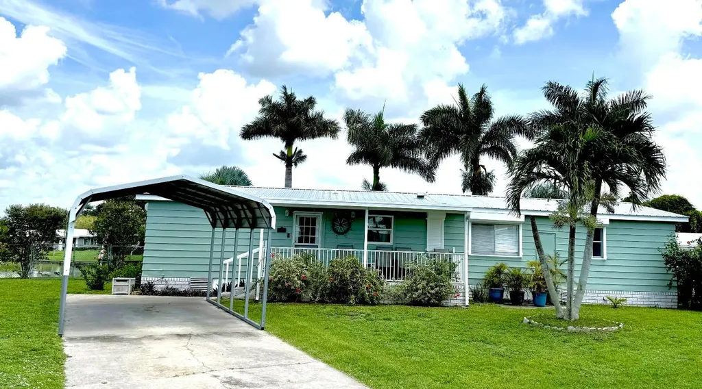 3502 SE 24th Terrace Okeechobee FL 34974