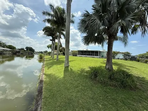 3502 SE 24th Terrace Okeechobee FL 34974