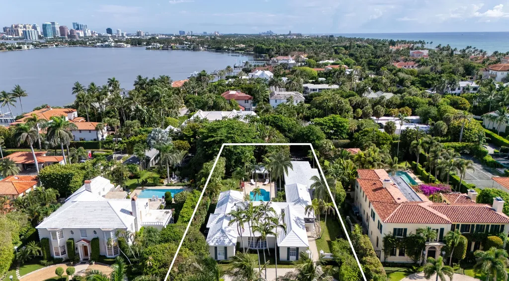 145 Clarendon Avenue Palm Beach FL 33480